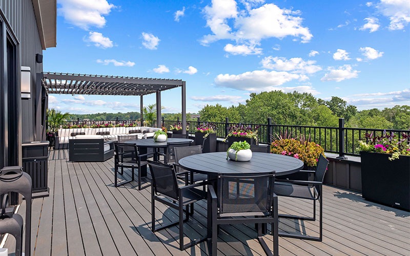 outdoor lounge